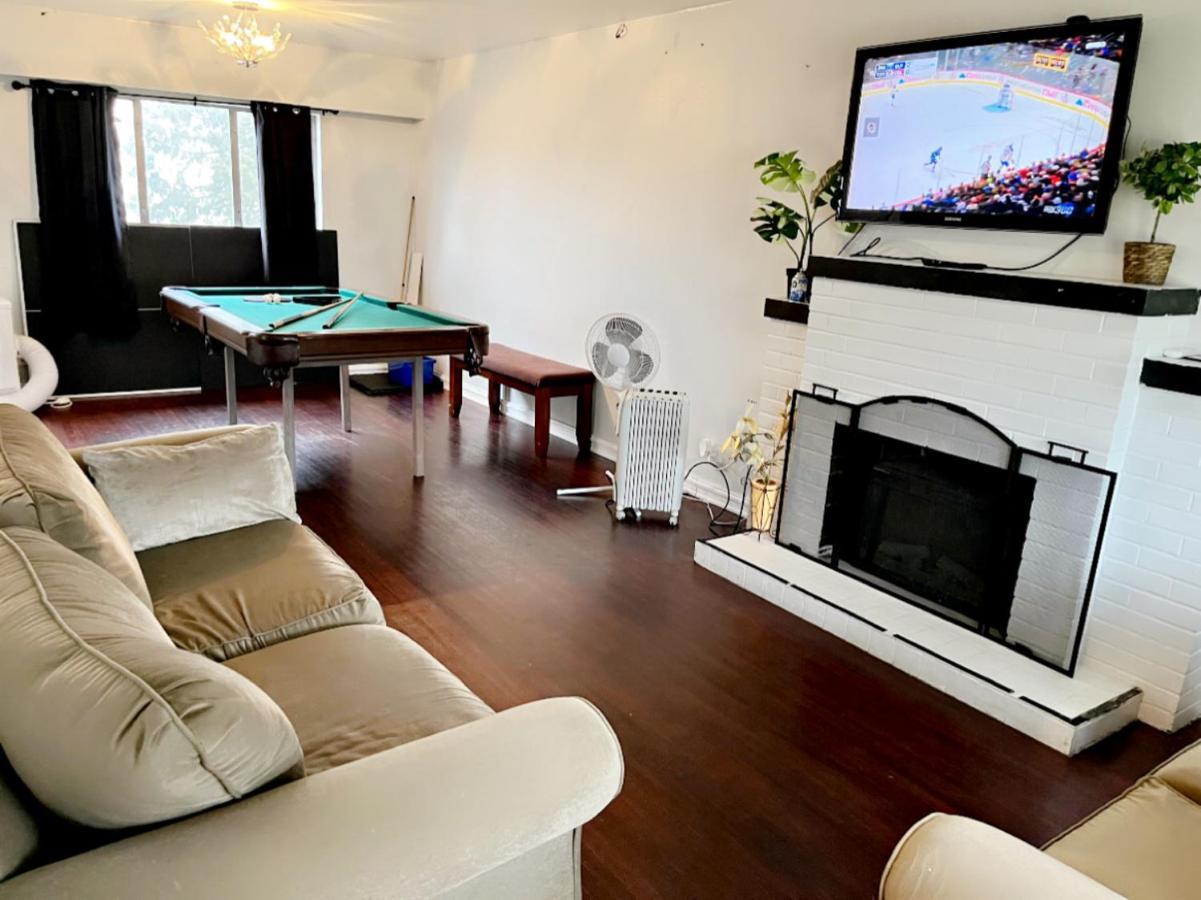 הוילה Vintage - 3 Bed House - North Surrey - Ping-Pong And Pool Table - Tv Cable מראה חיצוני תמונה